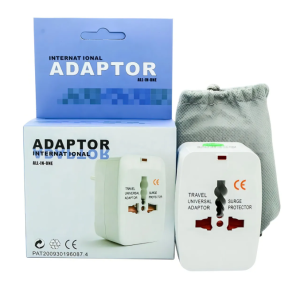 Adaptador De Corriente Universal Kit Viajero